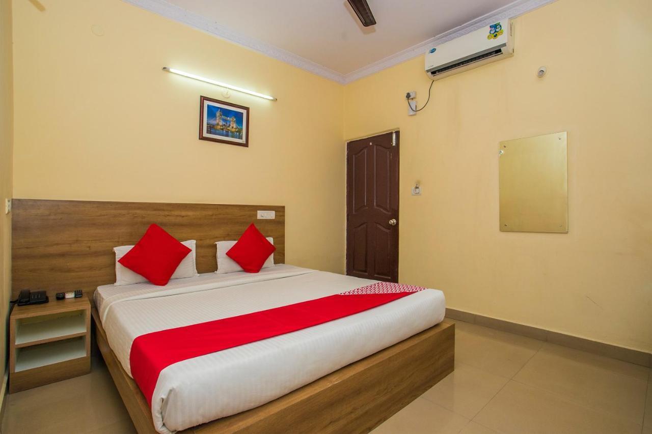 Hotel Venkat Presidency Bangalore Luaran gambar