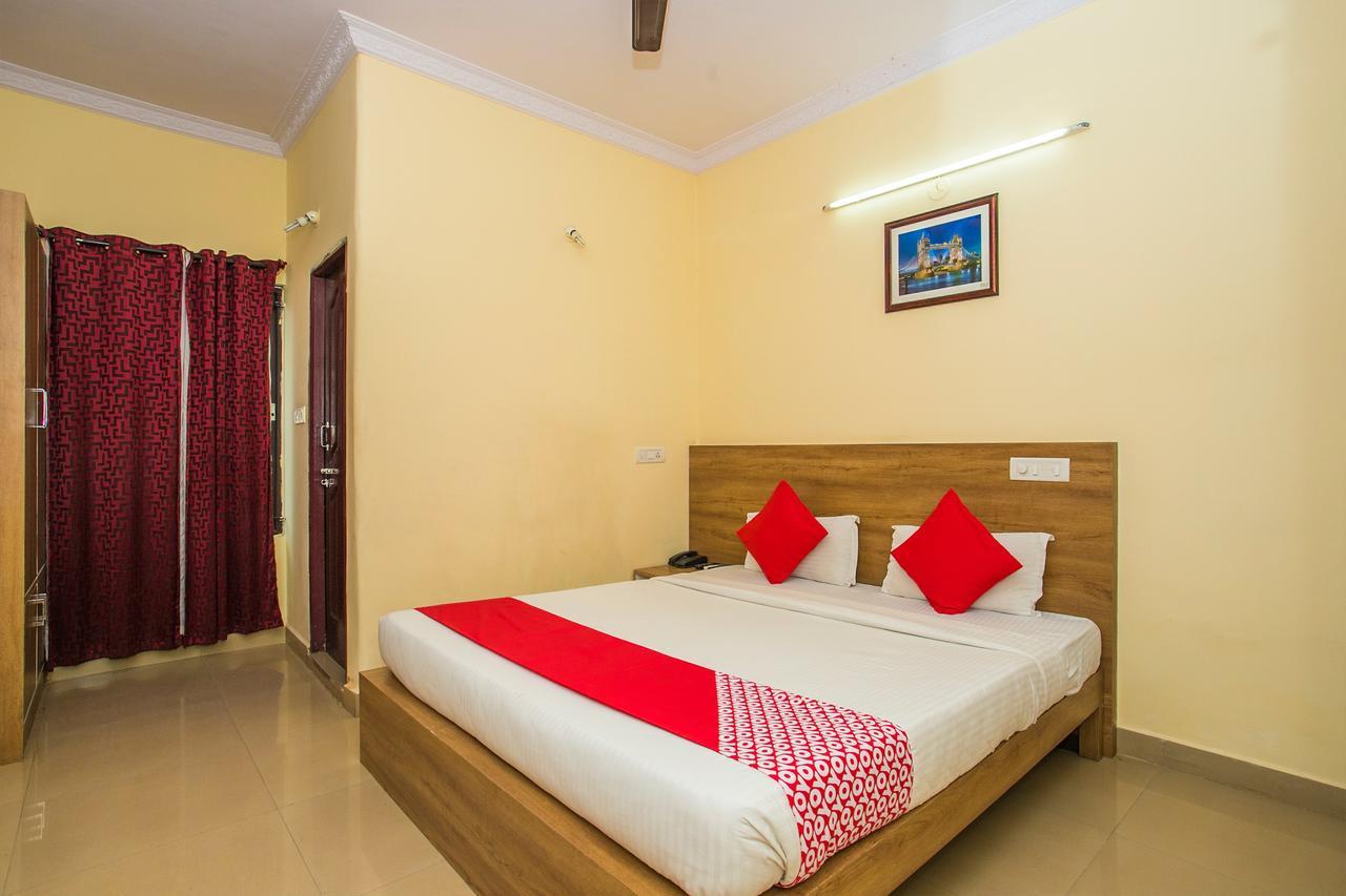 Hotel Venkat Presidency Bangalore Luaran gambar
